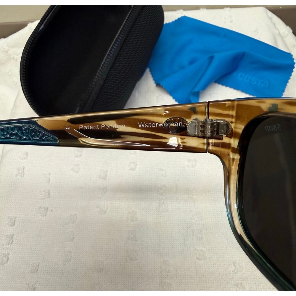 Costa Waterwoman 580P Polarized Sunglasses | Tortoise Blue Fade | Like New - Picture 11 of 11